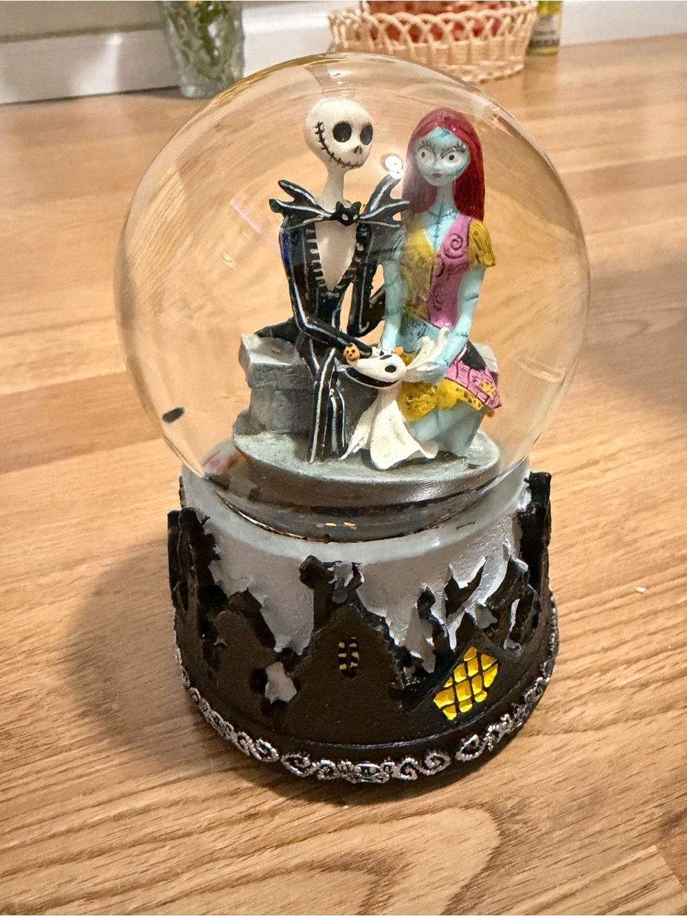 The Nightmare Before Christmas Jack & Sally Snow Globe - Multicolor